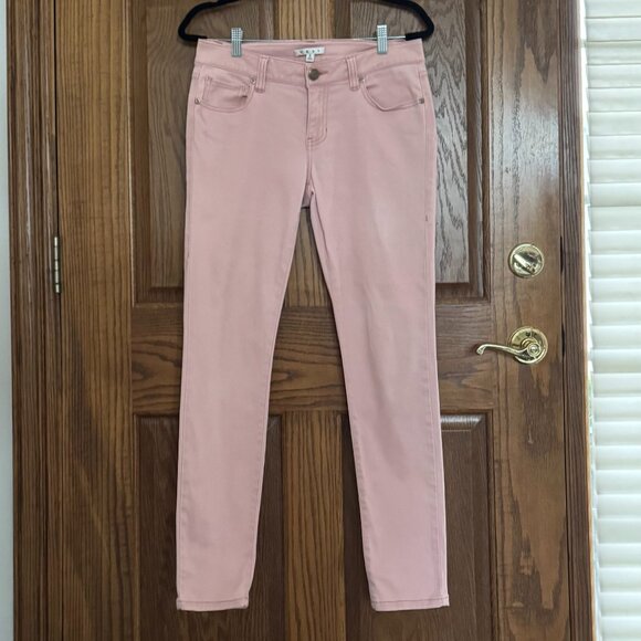 CAbi Nectar Pink Stretch Skinny Jeans - Style #224 - Size 6 - Picture 1 of 8